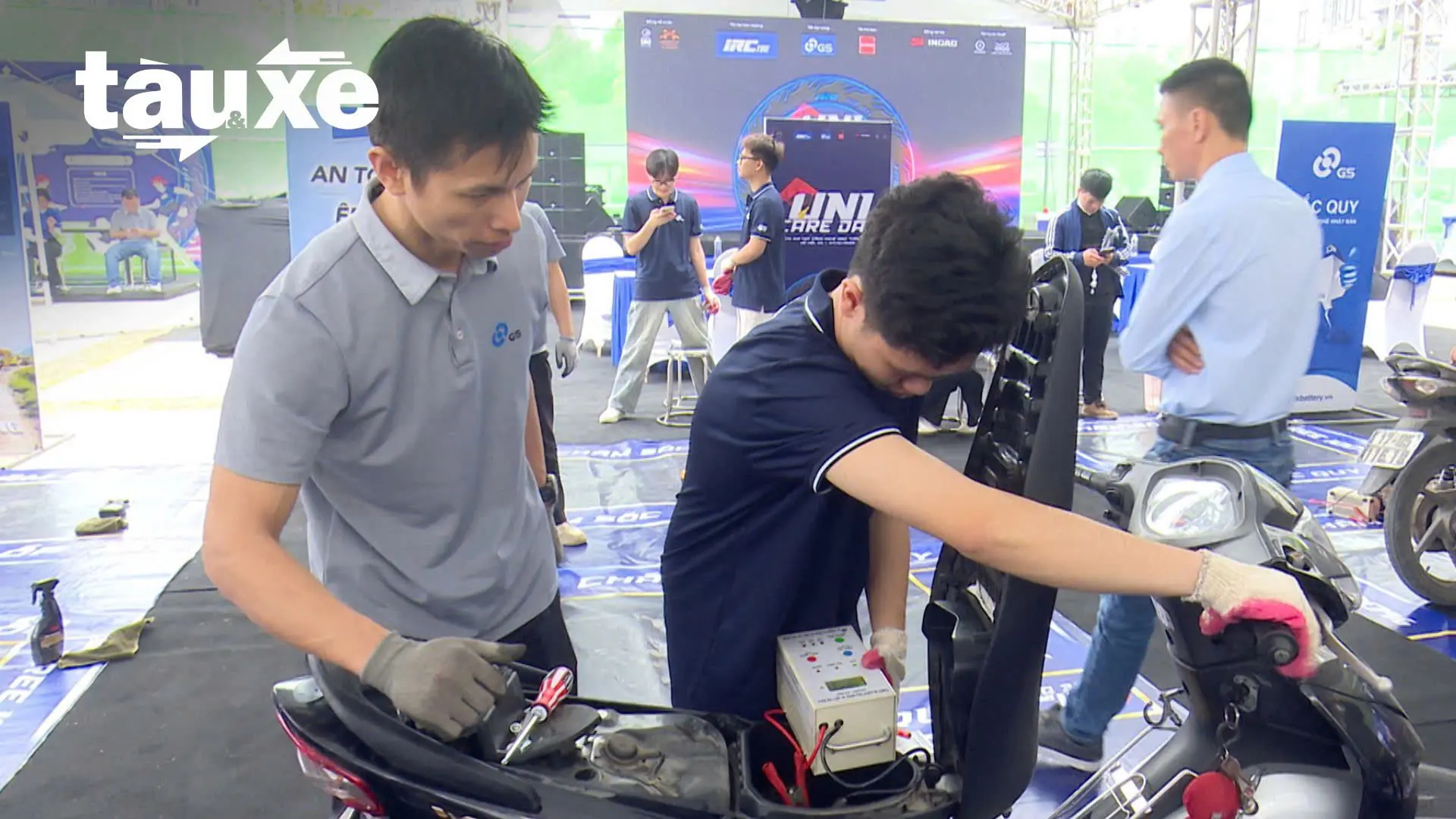 Từ giảng đường đến thực tế của sinh viên ngành phụ trợ xe | Bản tin Tàu và Xe | 03/12/2025